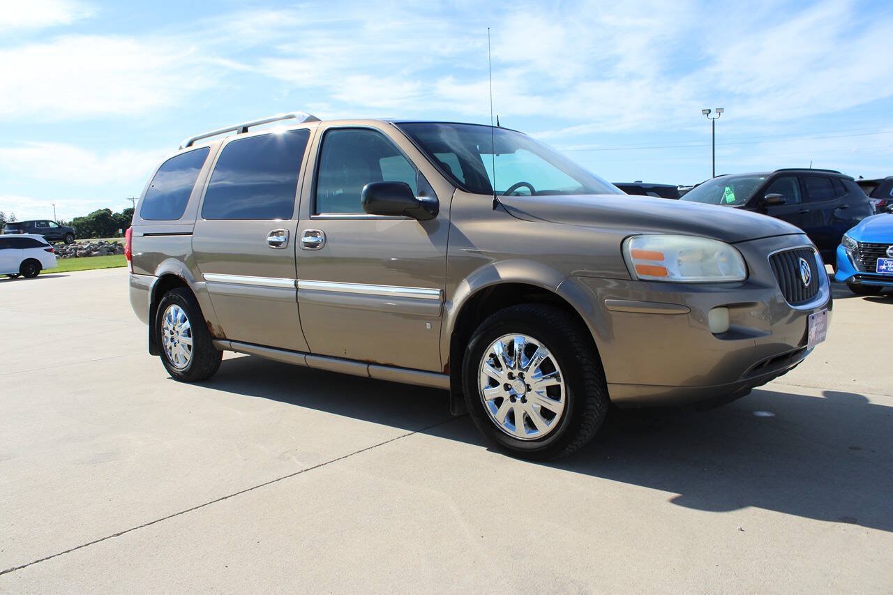 Used 2006 Buick Terraza CXL FWD image 3