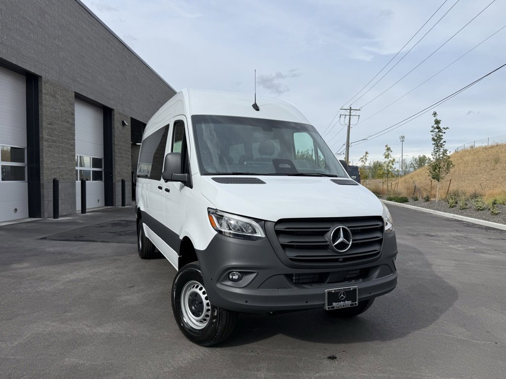 New 2025 Mercedes-Benz Sprinter 2500 image 1