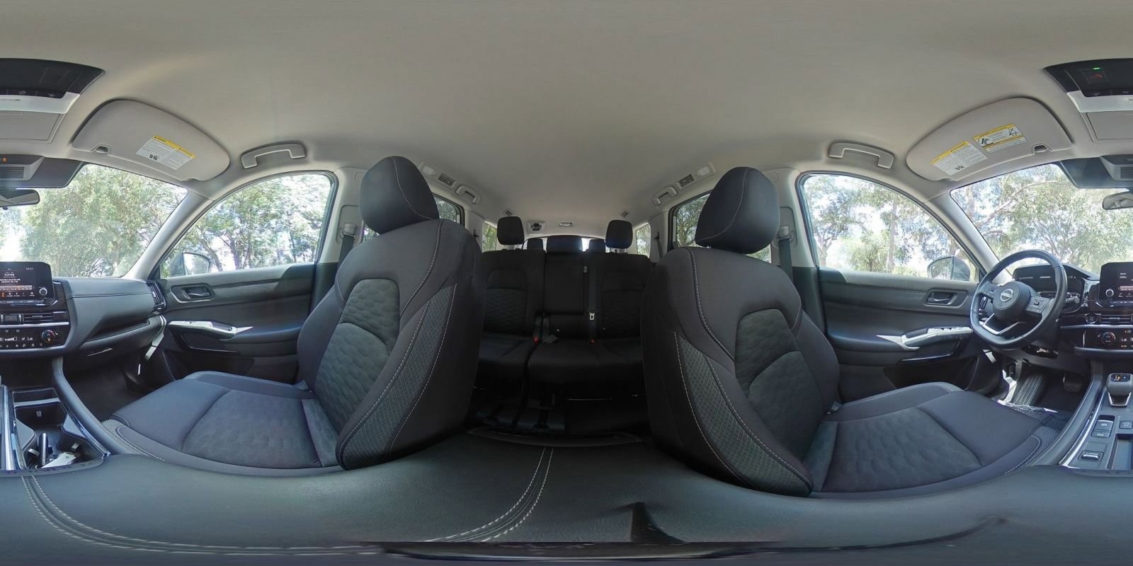 Used 2025 Nissan Pathfinder SV FWD image 45