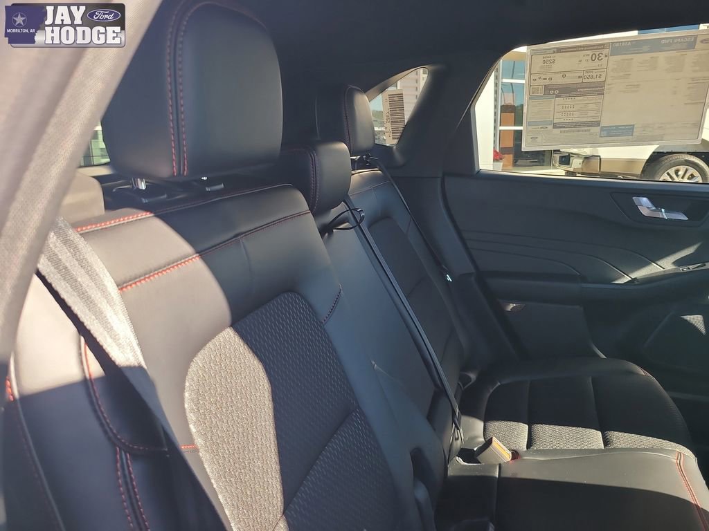 New 2026 Ford Escape ST-Line w/ Tech Pack #1 image 31
