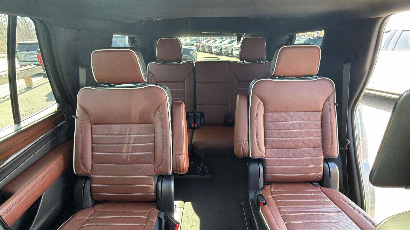 Used 2023 GMC Yukon Denali Ultimate image 39