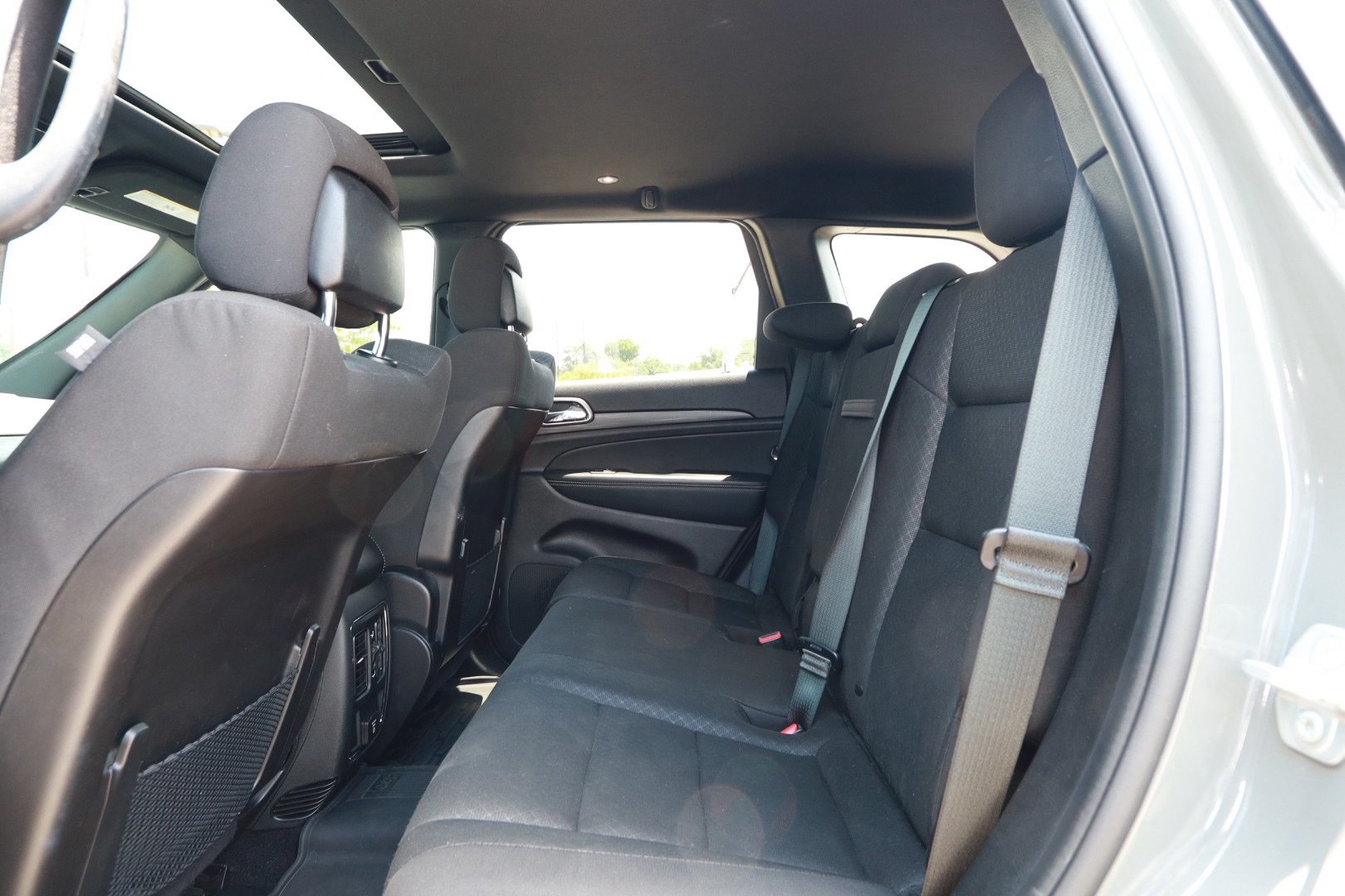 Used 2021 Jeep Grand Cherokee Freedom Edition AWD/4WD image 21