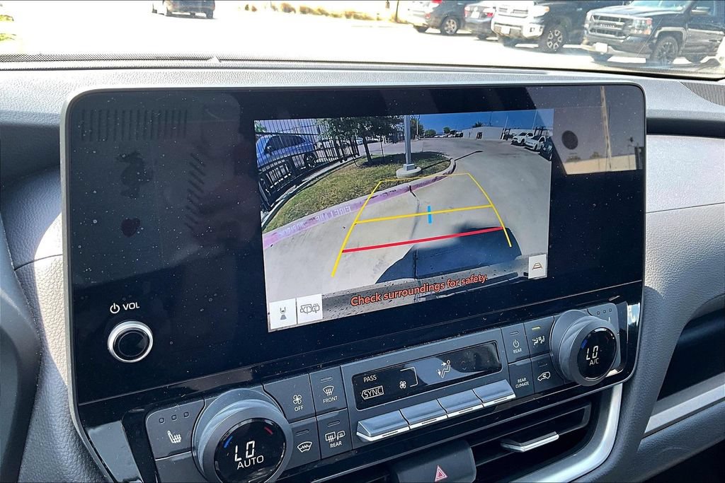 Used 2025 Toyota Grand Highlander AWD image 26