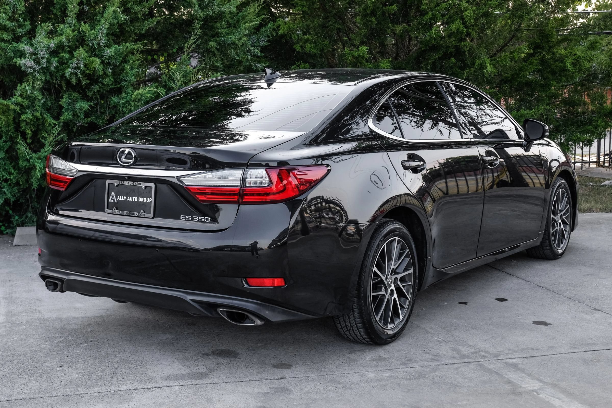 Used 2017 Lexus ES 350 w/ Luxury Package FWD image 9