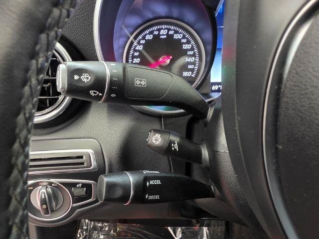 Used 2018 Mercedes-Benz C 300 4MATIC Sedan image 15