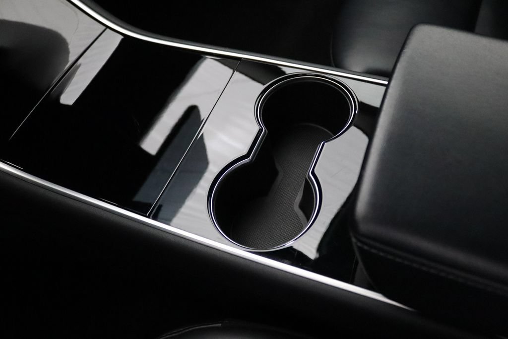 Used 2019 Tesla Model 3 Standard Range RWD image 29