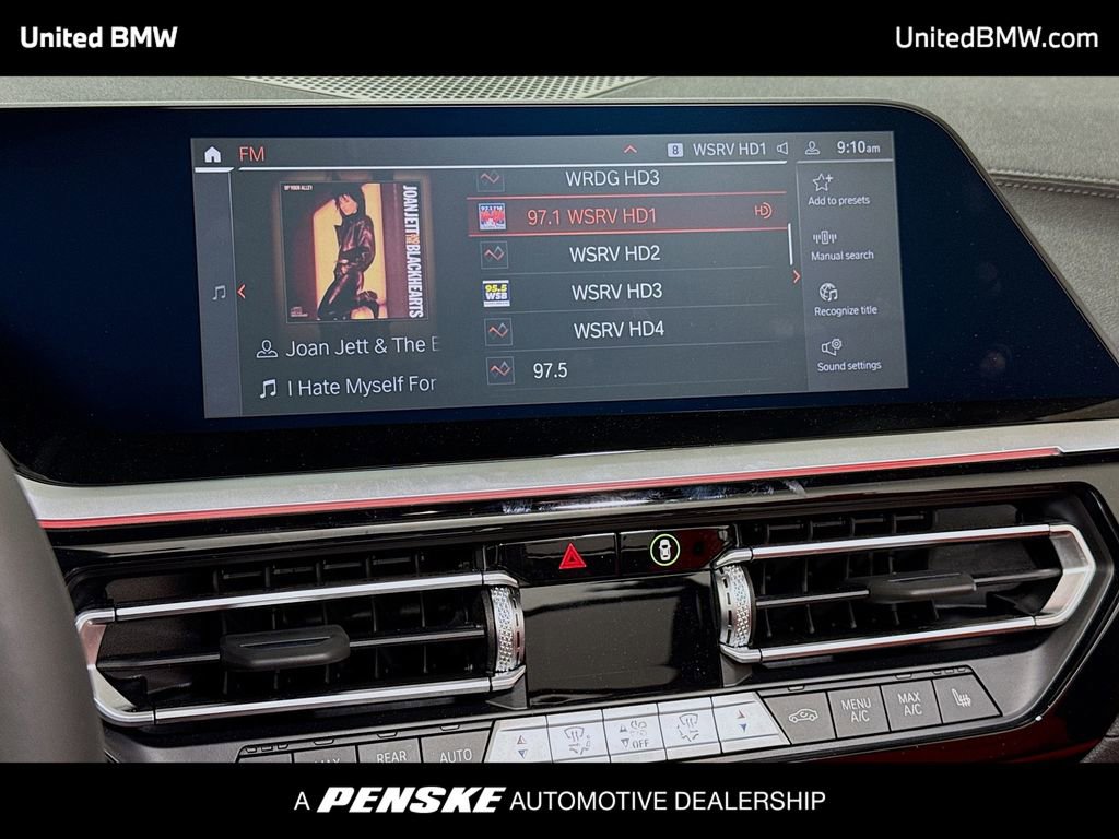 Used 2025 BMW Z4 M40i w/ Premium Package image 8