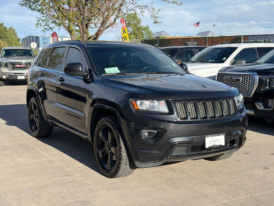 Used 2015 Jeep Grand Cherokee Altitude AWD/4WD image 3