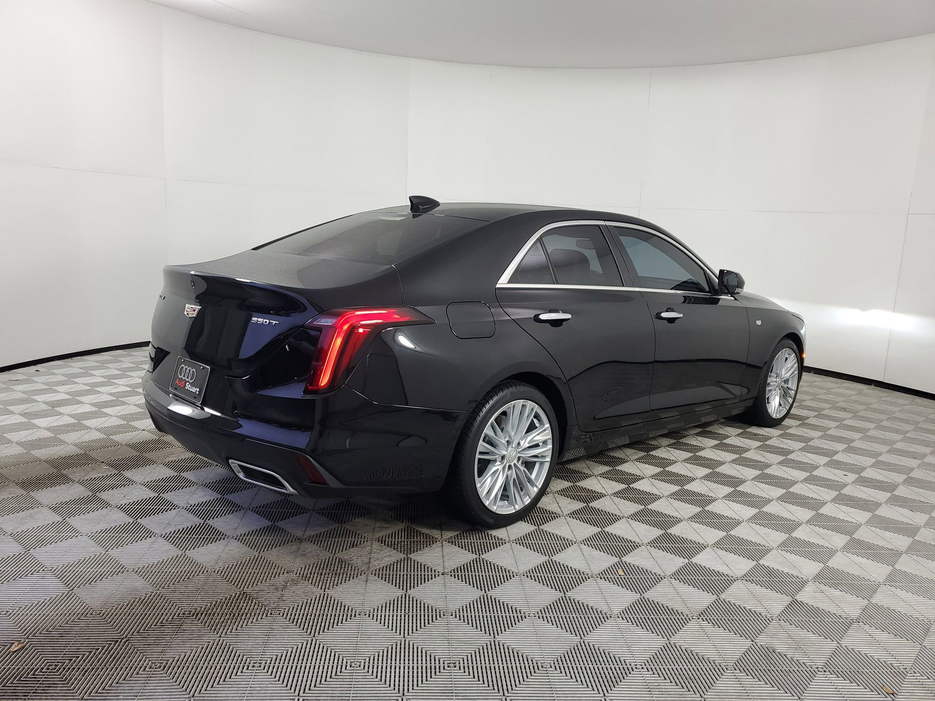 Used 2023 Cadillac CT4 Premium Luxury image 10