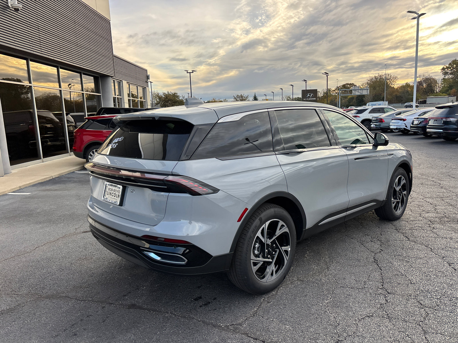 New 2026 Lincoln Nautilus Premier w/ Equipment Group 102A image 7