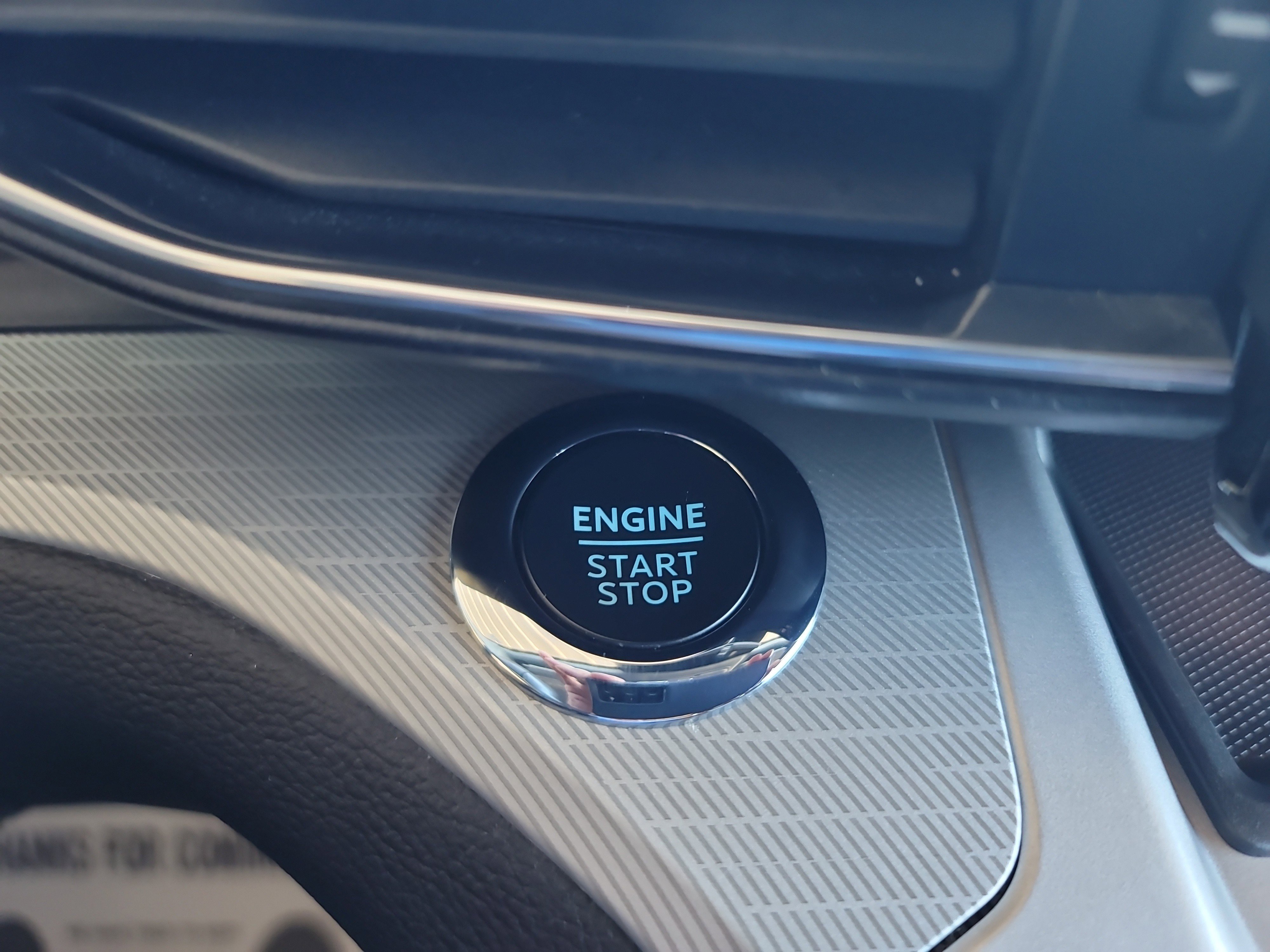 Used 2023 Ford Explorer XLT w/ Equipment Group 202A image 28