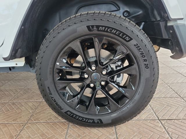 Used 2024 Jeep Wrangler Unlimited Sahara image 29