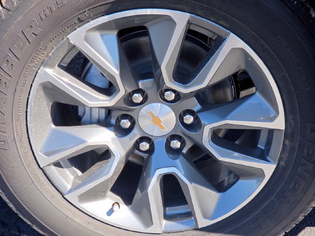 New 2026 Chevrolet Silverado 1500 LT w/ Convenience Package II AWD/4WD image 8