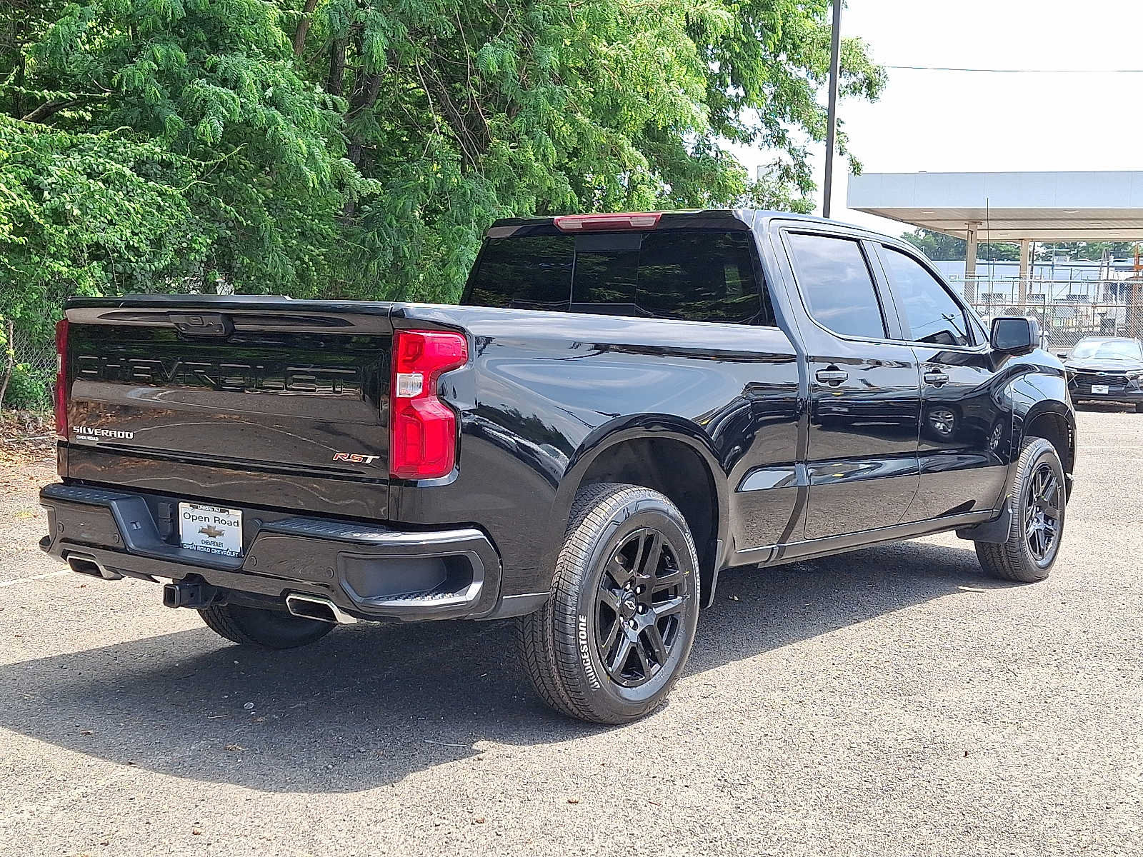 Used 2023 Chevrolet Silverado 1500 RST AWD/4WD image 7