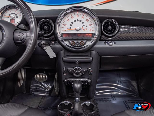 Used 2011 MINI Cooper S w/ Cold Weather Pkg image 11