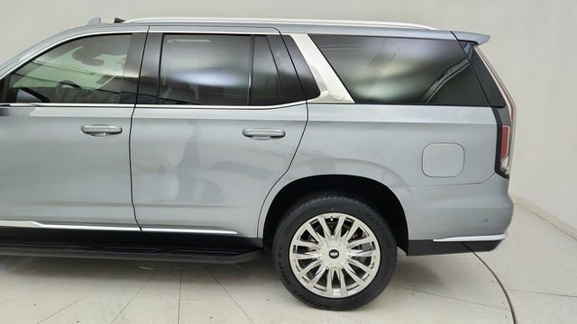 Used 2023 Cadillac Escalade Premium Luxury w/ Performance Package image 10