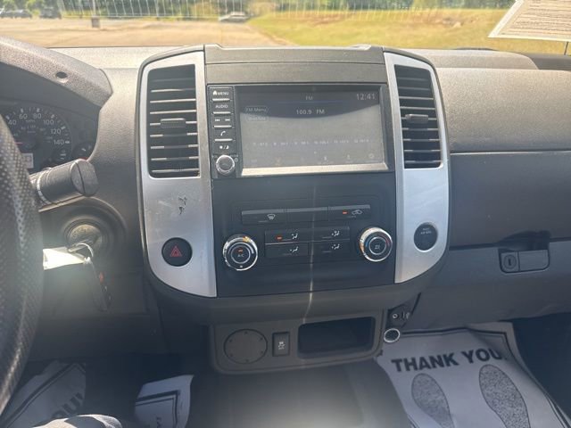 Used 2019 Nissan Frontier SV image 18