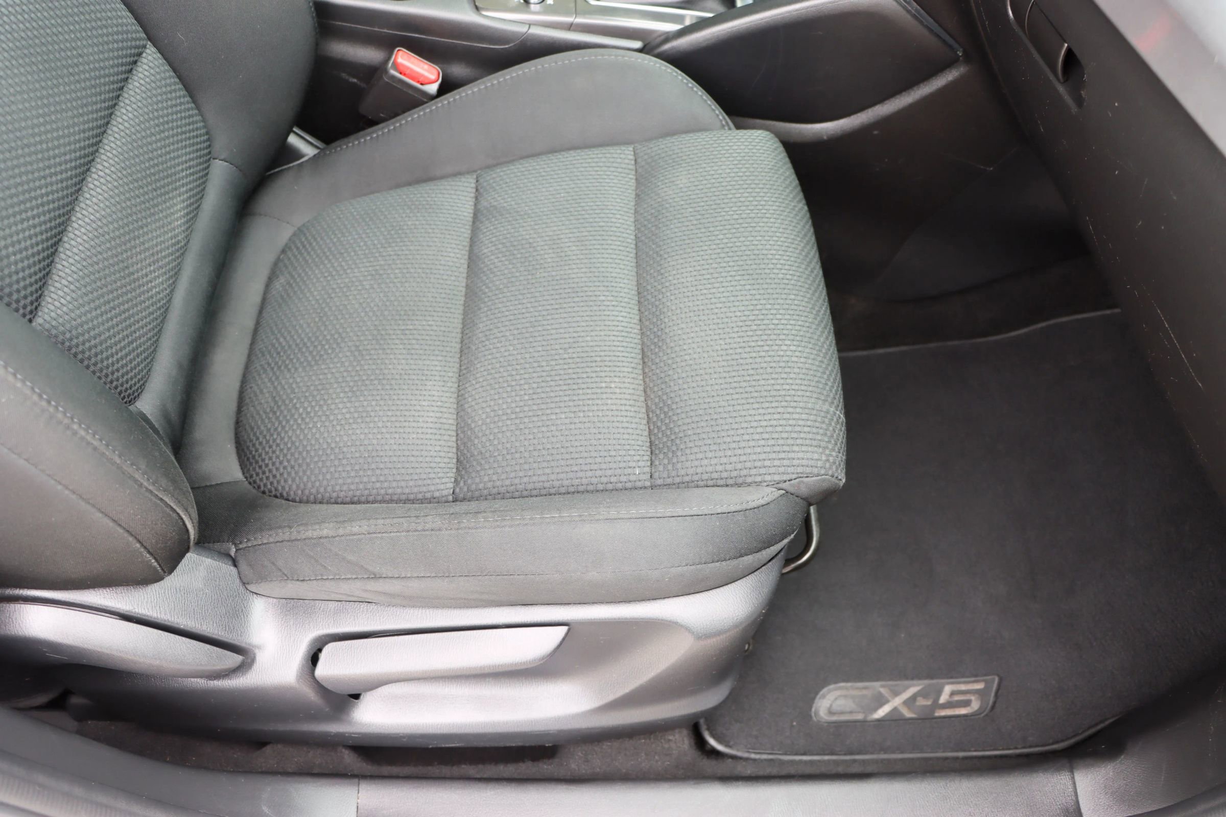 Used 2016 MAZDA CX-5 Touring image 21