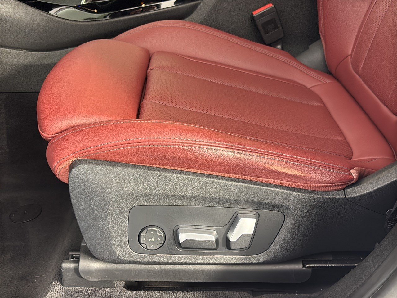 Used 2023 BMW X3 sDrive30i w/ M Sport Package RWD image 16