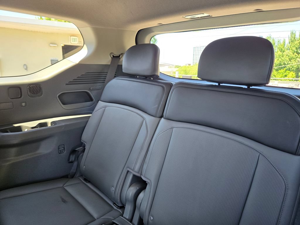 Certified 2024 Kia EV9 Light Long Range RWD image 20