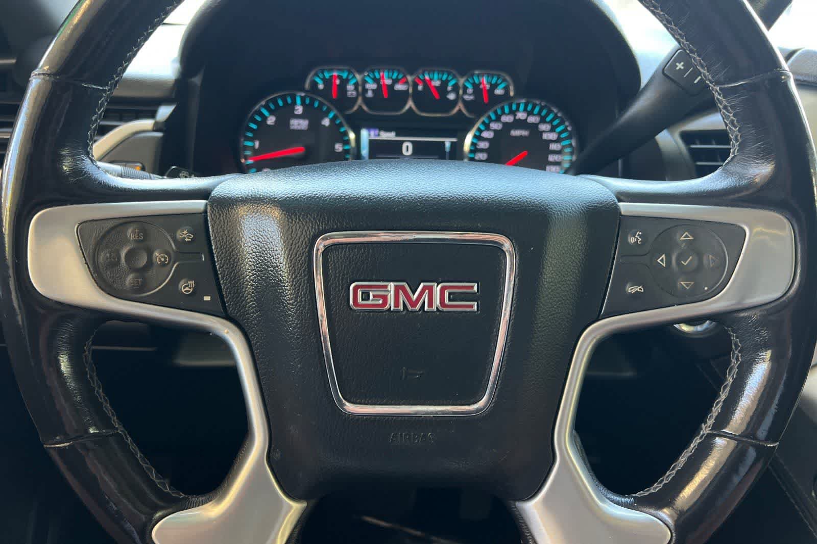 Used 2018 GMC Yukon SLT AWD/4WD image 30