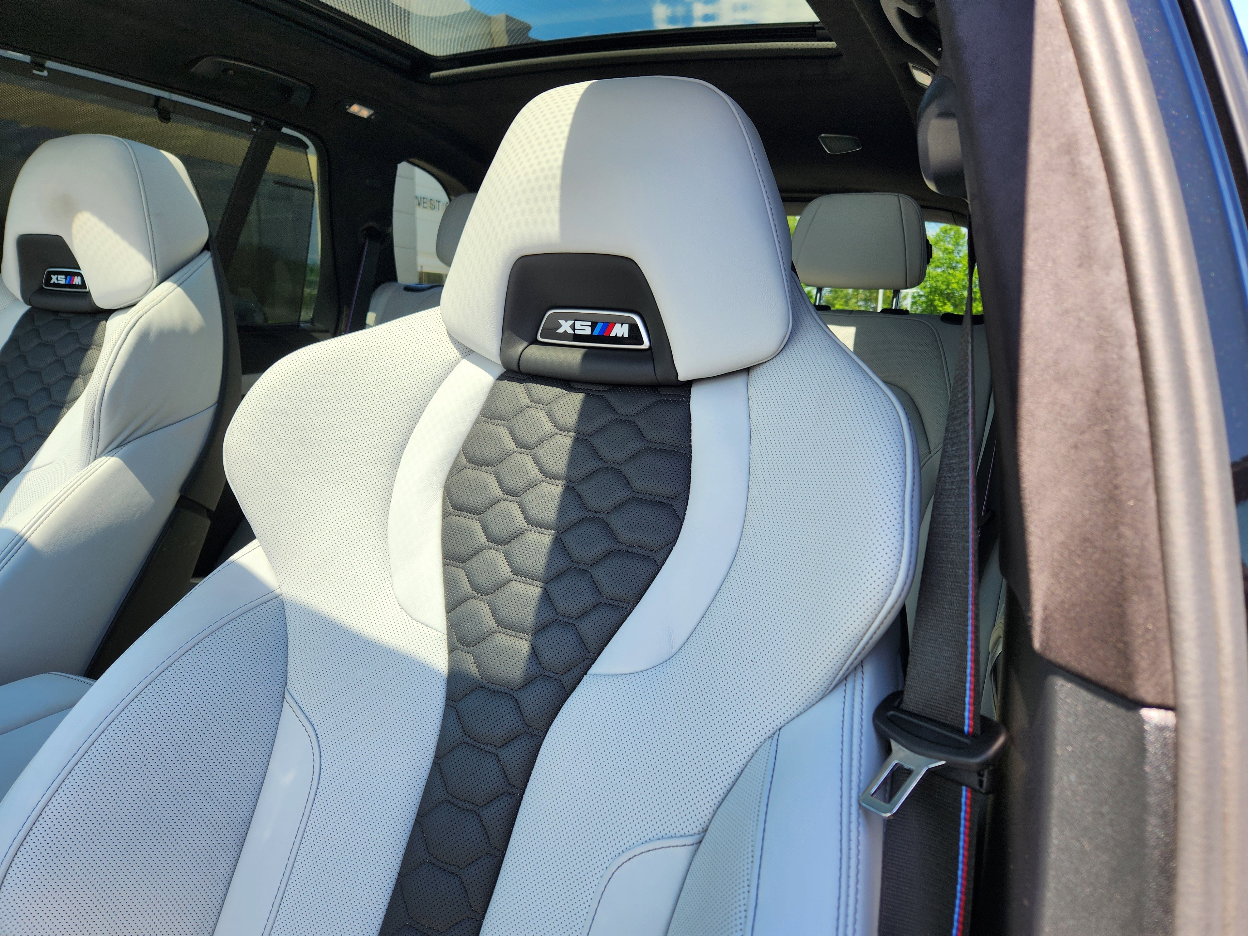 Used 2025 BMW X5 M Competition w/ Executive Package AWD/4WD image 11