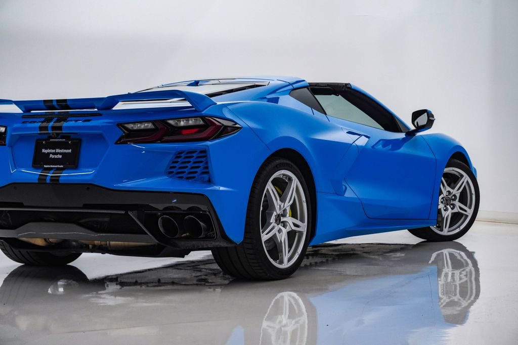 Used 2021 Chevrolet Corvette Stingray Premium Cpe w/ Z51 Performance Package RWD image 12