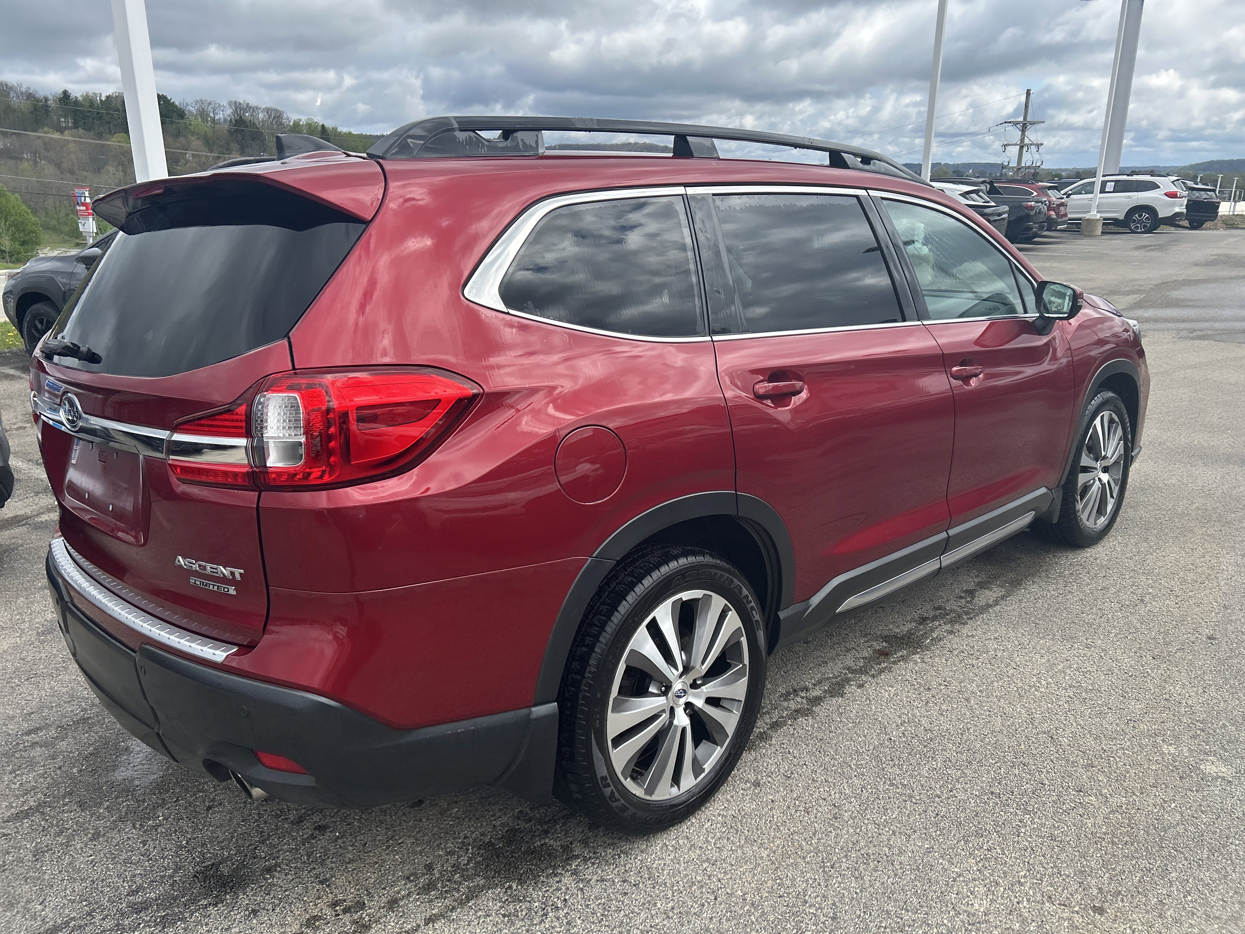 Used 2020 Subaru Ascent Limited w/ Popular Package #3 AWD/4WD image 10