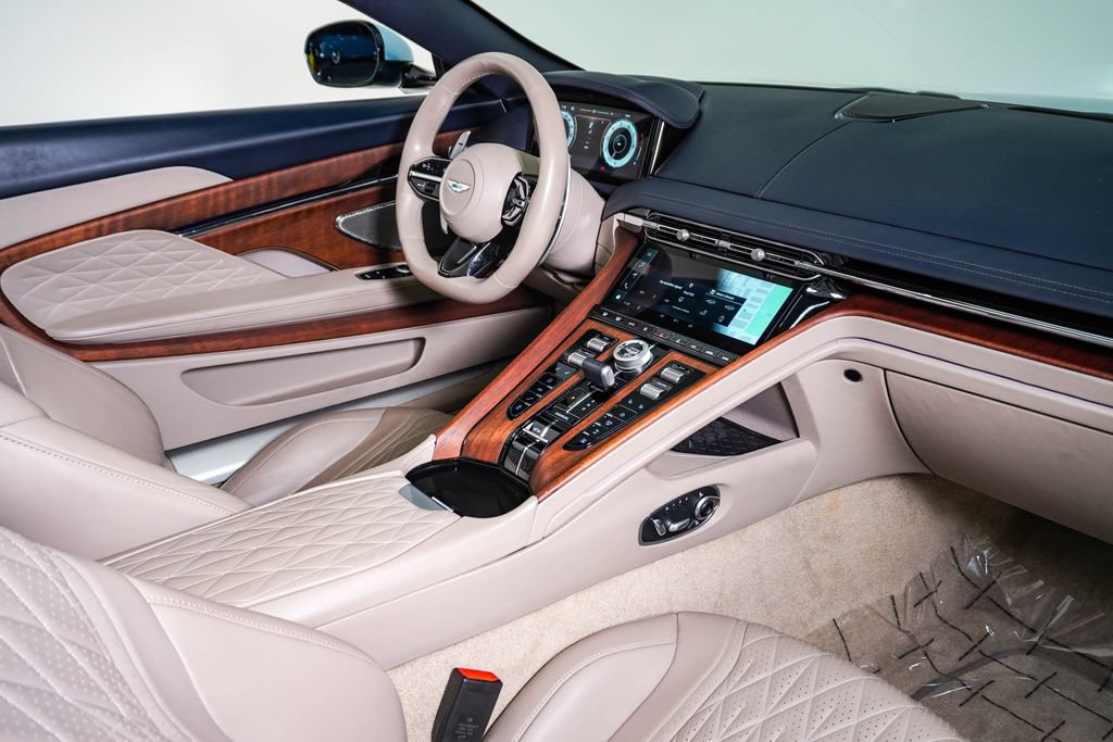 Used 2024 Aston Martin DB12 Convertible RWD image 19