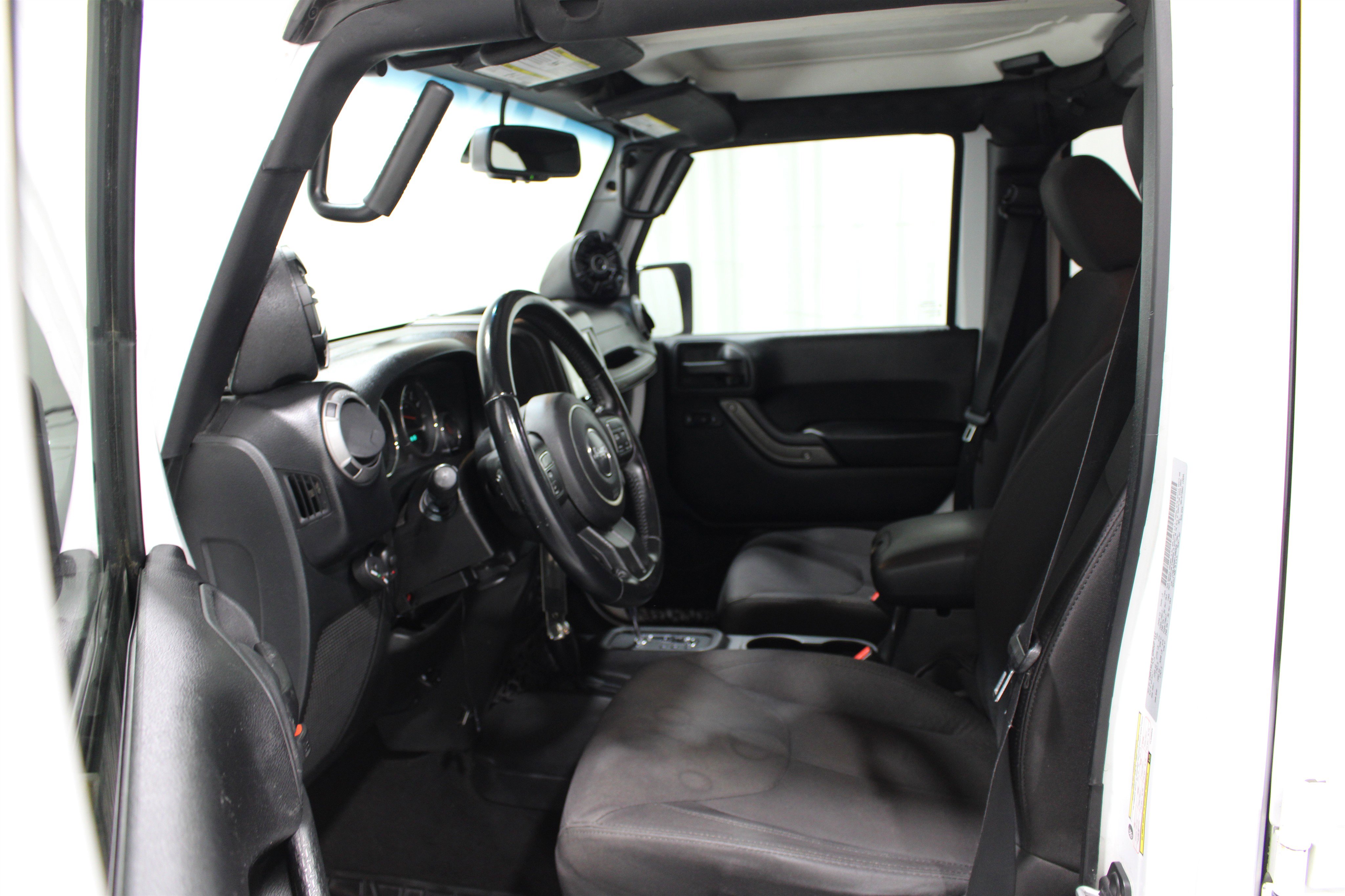 Used 2015 Jeep Wrangler Unlimited Sport w/ Quick Order Package 24S AWD/4WD image 3