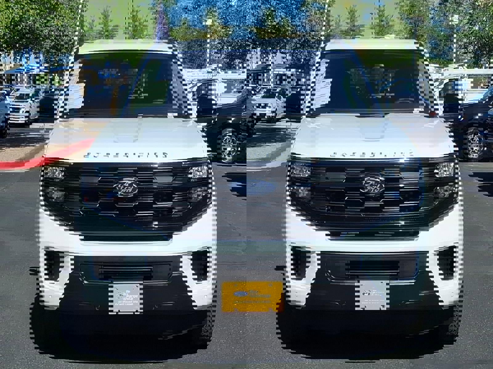 Certified 2025 Ford Expedition Active image 2