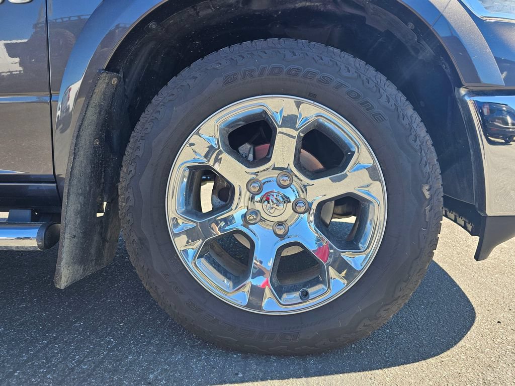 Used 2016 RAM 1500 Laramie AWD/4WD image 9