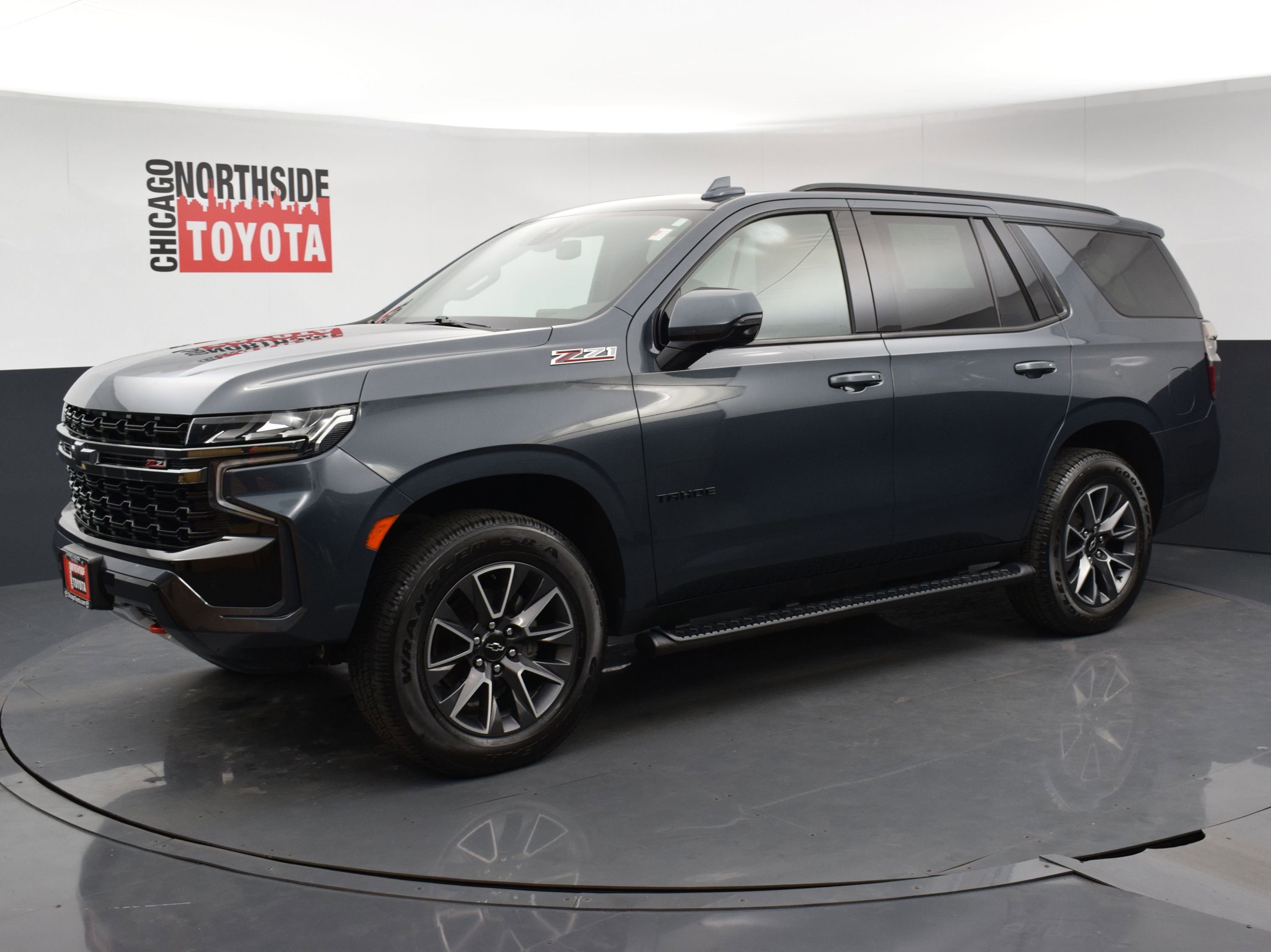 Used 2021 Chevrolet Tahoe Z71 w/ Z71 Signature Package AWD/4WD image 8