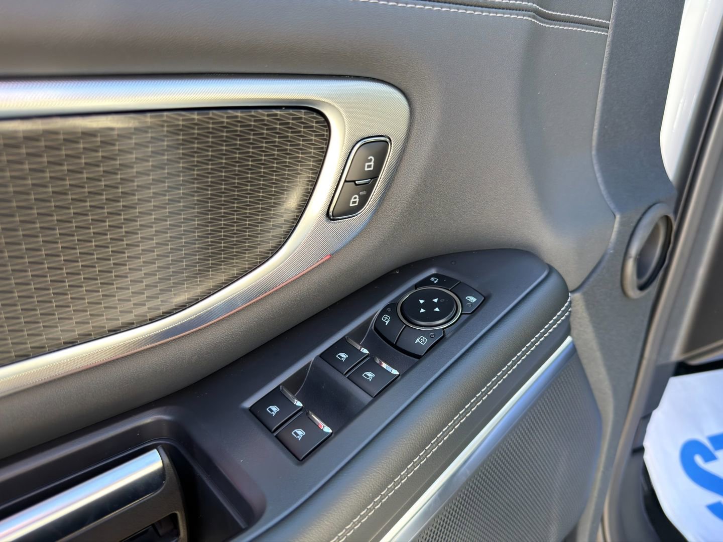 New 2025 Ford Expedition Max Platinum w/ Stealth Performance Package image 30