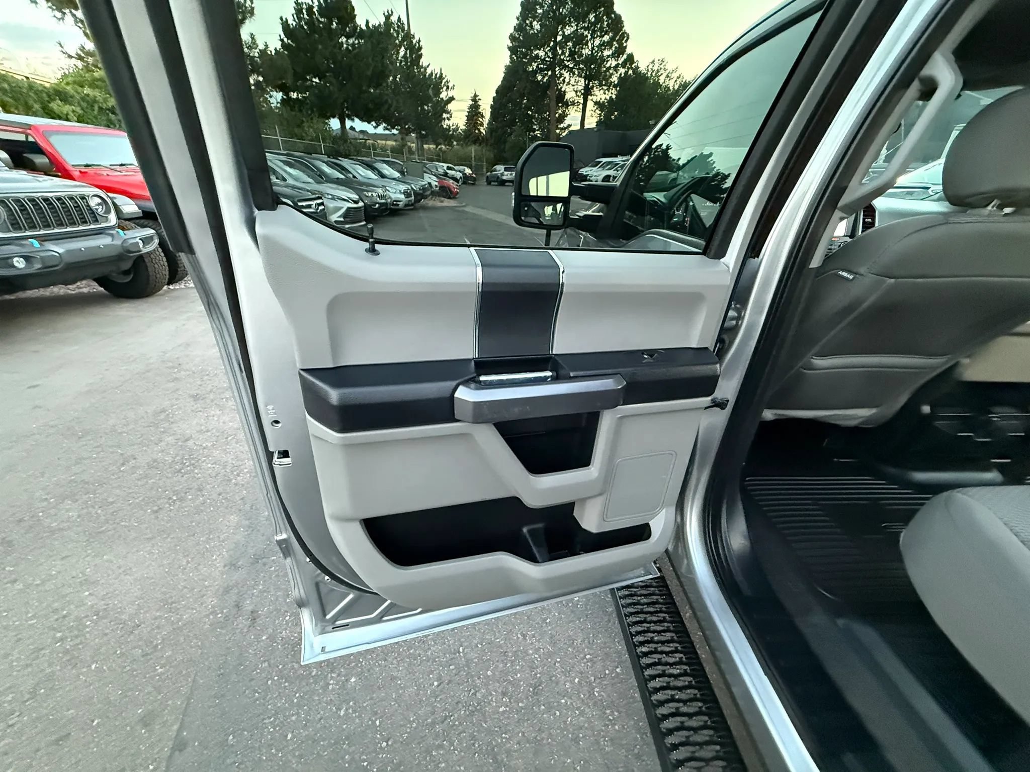 Used 2020 Ford F250 XLT AWD/4WD image 23