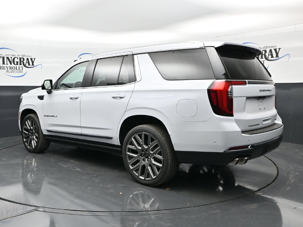 Certified 2026 GMC Yukon Denali Ultimate w/ LPO, Floor Liner Package AWD/4WD image 5