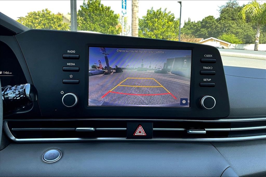 Used 2023 Hyundai Elantra SEL image 12