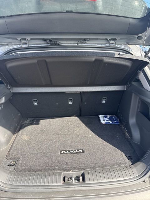Used 2023 Hyundai Kona SEL w/ Cargo Package image 11
