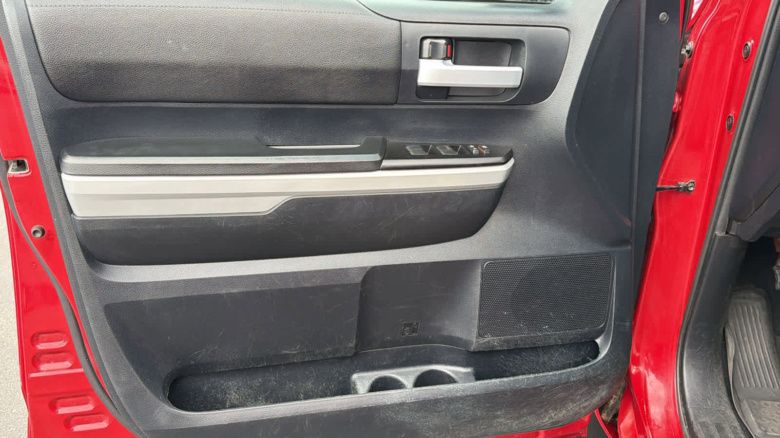 Used 2019 Toyota Tundra SR5 w/ TRD Off Road Package image 23