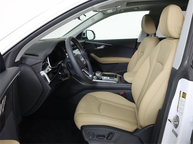 Certified 2025 Audi Q8 Premium Plus image 12