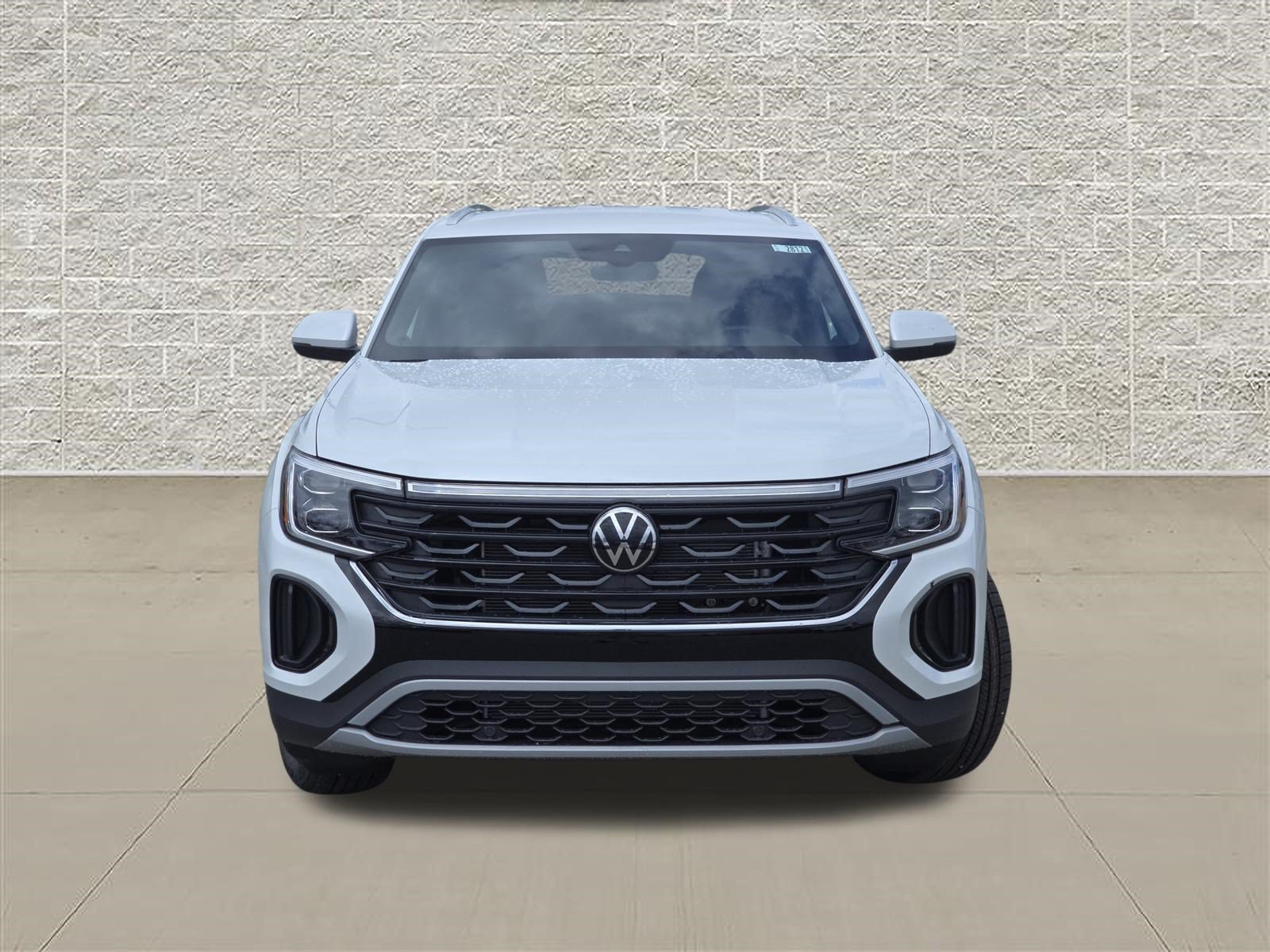 New 2026 Volkswagen Atlas Cross Sport SE AWD/4WD image 2