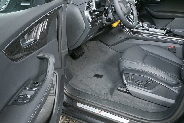 New 2026 Audi Q8 Premium Plus AWD/4WD image 6