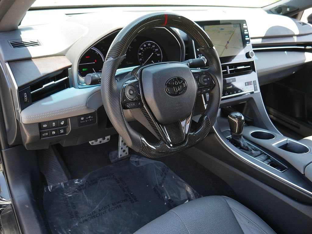 Used 2021 Toyota Avalon Limited w/ Advanced Safety Package FWD image 11