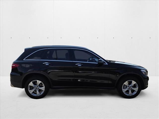 Used 2018 Mercedes-Benz GLC 300 4MATIC image 4