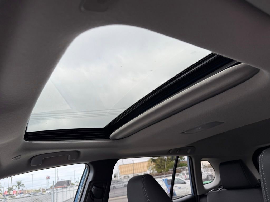 Certified 2026 Toyota Corolla Cross XLE image 23