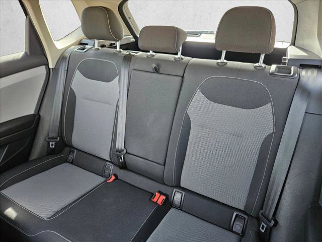 Used 2022 Volkswagen Taos S image 17