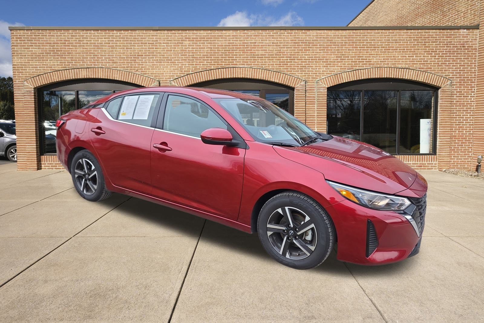 Used 2024 Nissan Sentra SV image 1