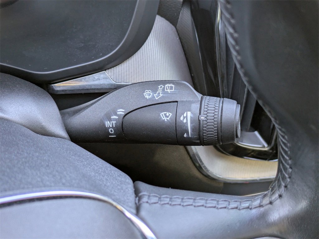 Used 2019 Volvo XC60 T5 Inscription w/ Protection Package Premier image 36