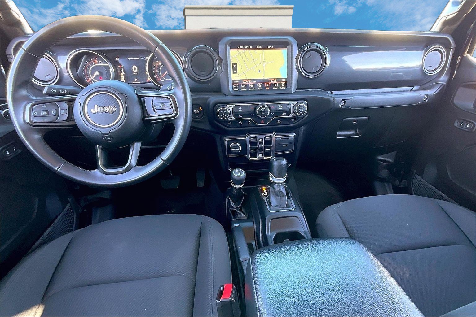 Certified 2022 Jeep Gladiator Sport image 15