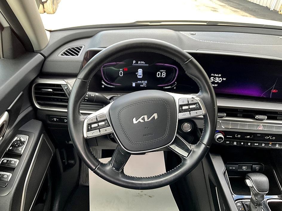 Used 2023 Kia Telluride LX image 26